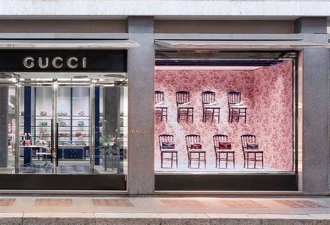 giudizi sul lavoro in gucci